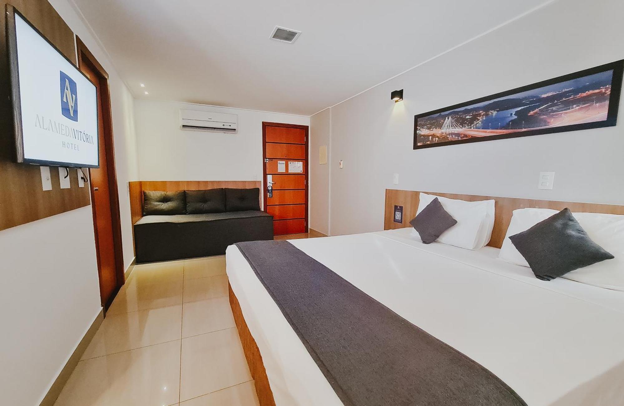 Alameda Vitoria Hotel ภายนอก รูปภาพ
