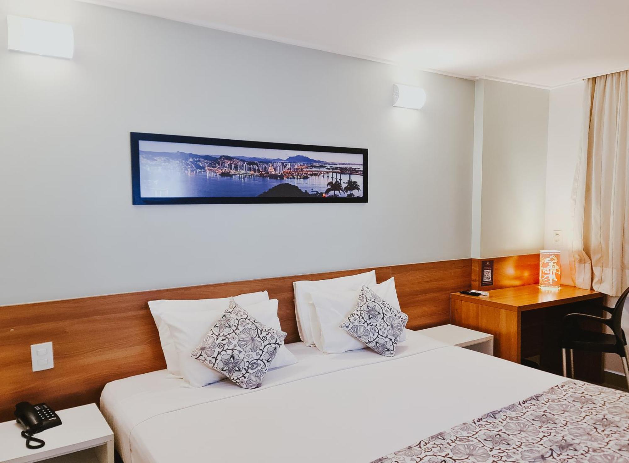 Alameda Vitoria Hotel ภายนอก รูปภาพ